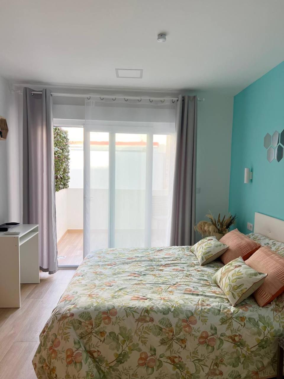 Pension Alicante Bergez Exteriör bild